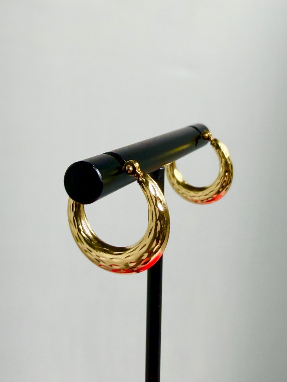 14K Yellow Gold Diamond Cut Round Hoop Earrings Huggie Small Vintage Estate